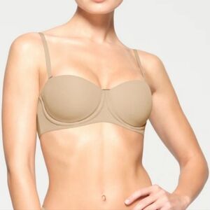 SKIMS Fits Everybody Strapless Bra
